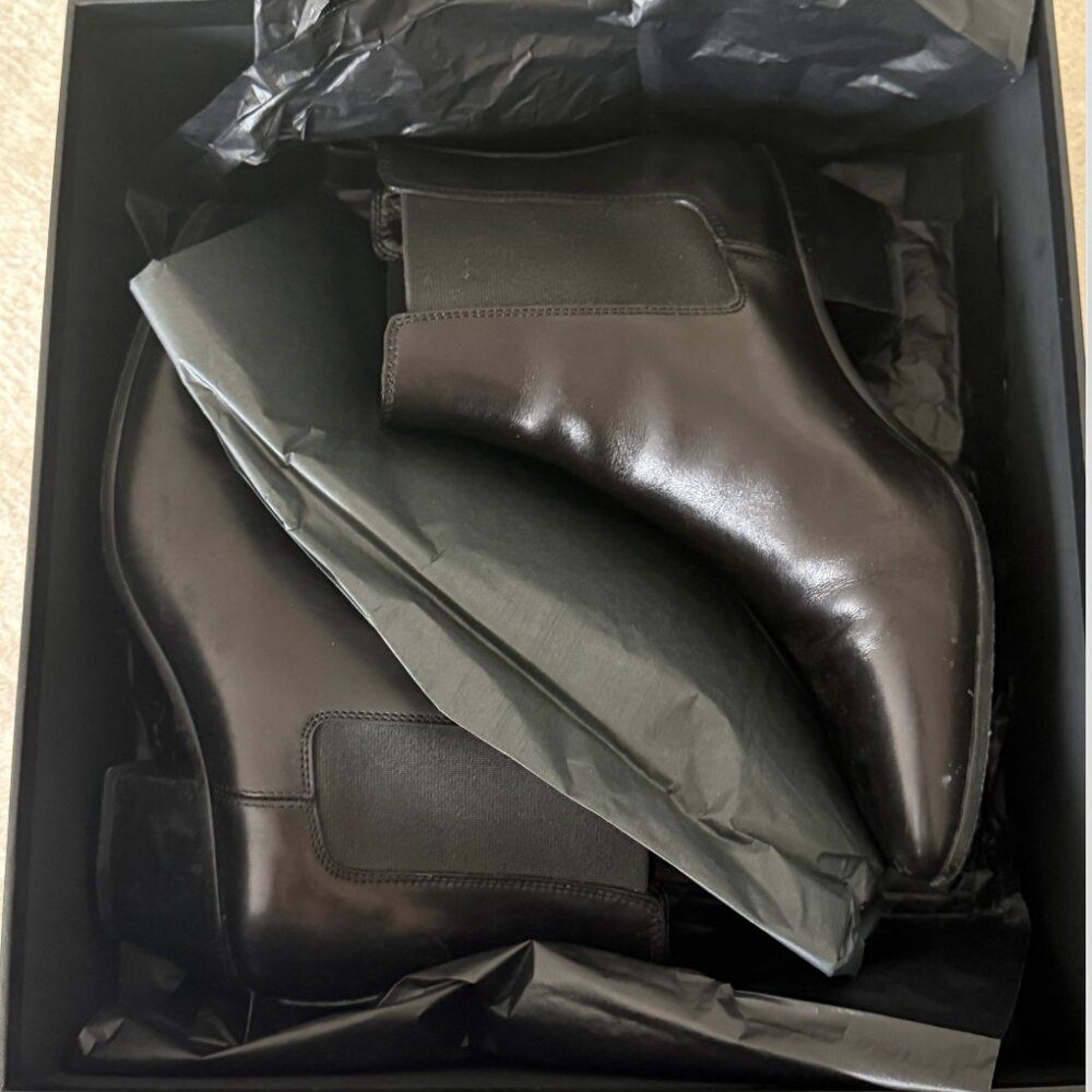 Black Leather Saint Laurent Chelsea Boots - Picture 6 of 6